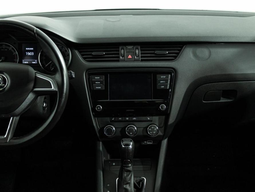 Skoda Octavia III (A7) Рестайлинг Санкт-Петербург  - изображение 14