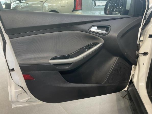 Ford Focus III с пробегом 2012 года, цена 707 600 рублей, 207585 км, хэтчбек, Автокод Объявления