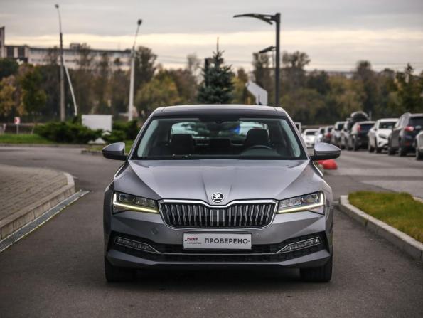 Skoda Superb III Рестайлинг с пробегом 2023 года, цена 3 199 000 рублей, 99410 км, лифтбек, Автокод Объявления