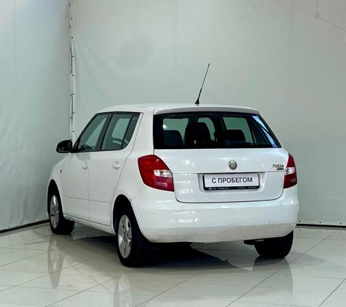 Skoda Fabia II Рестайлинг с пробегом 2010 года, цена 265 000 рублей, 308864 км, хэтчбек, Автокод Объявления