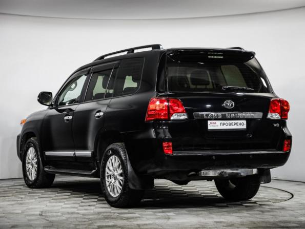 Toyota Land Cruiser 200 Series Рестайлинг 1 с пробегом 2013 года, цена 2 525 000 рублей, 667708 км, внедорожник, Автокод Объявления