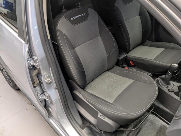 Renault Sandero II Рестайлинг с пробегом 2021 года, цена 1 295 000 рублей, 80311 км, хэтчбек, Автокод Объявления