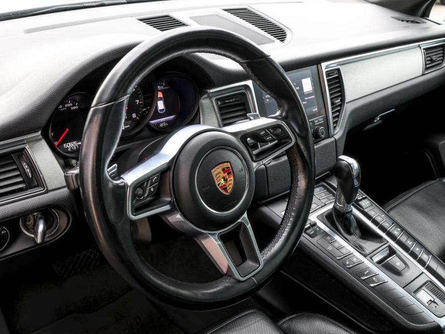 Porsche Macan I Москва  - изображение 20
