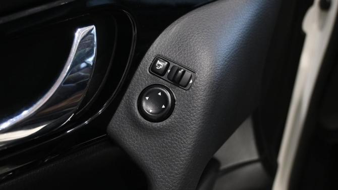 Nissan Qashqai II Рестайлинг с пробегом 2021 года, цена 2 395 000 рублей, 105800 км, внедорожник, Автокод Объявления