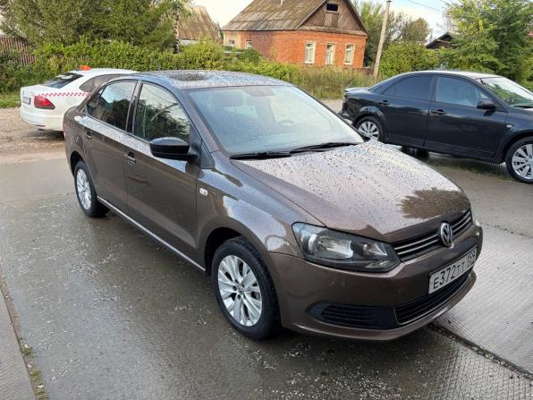 Volkswagen Polo V с пробегом 2014 года, цена 877 000 рублей, 106000 км, седан, Автокод Объявления