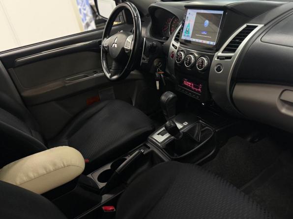 Mitsubishi Pajero Sport II Рестайлинг с пробегом 2014 года, цена 1 890 000 рублей, 195000 км, внедорожник, Автокод Объявления