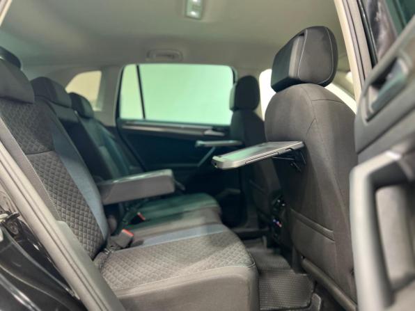 Volkswagen Tiguan II с пробегом 2019 года, цена 2 600 000 рублей, 130269 км, внедорожник, Автокод Объявления