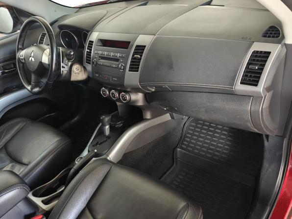 Mitsubishi Outlander II Рестайлинг с пробегом 2010 года, цена 1 185 000 рублей, 147800 км, внедорожник, Автокод Объявления