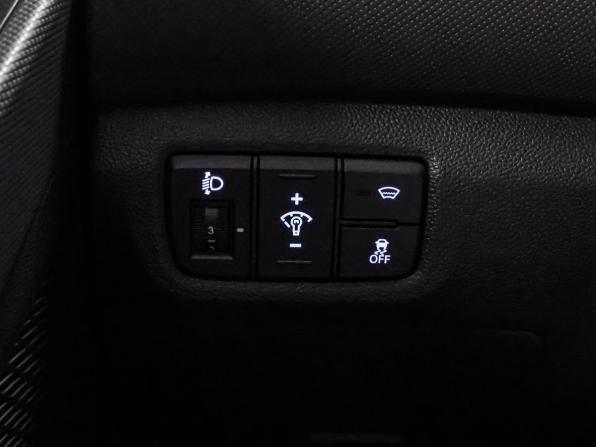 Hyundai Creta I с пробегом 2017 года, цена 1 599 000 рублей, 139770 км, внедорожник, Автокод Объявления
