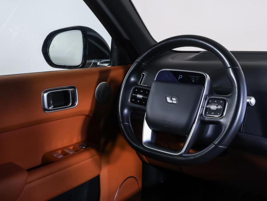 Li Auto (Lixiang) L9 I Москва  - изображение 13