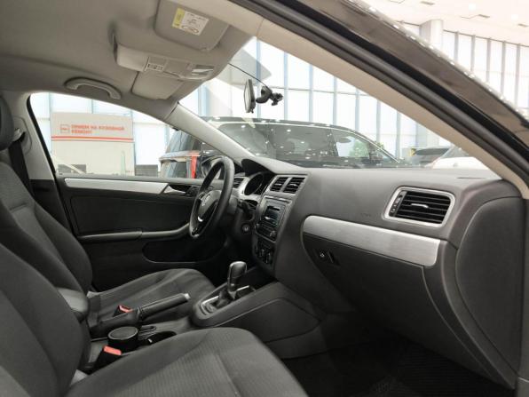 Volkswagen Jetta VI Рестайлинг с пробегом 2018 года, цена 1 399 000 рублей, 117886 км, седан, Автокод Объявления