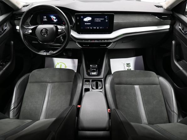 Skoda Octavia IV (A8) с пробегом 2020 года, цена 2 445 000 рублей, 122057 км, лифтбек, Автокод Объявления