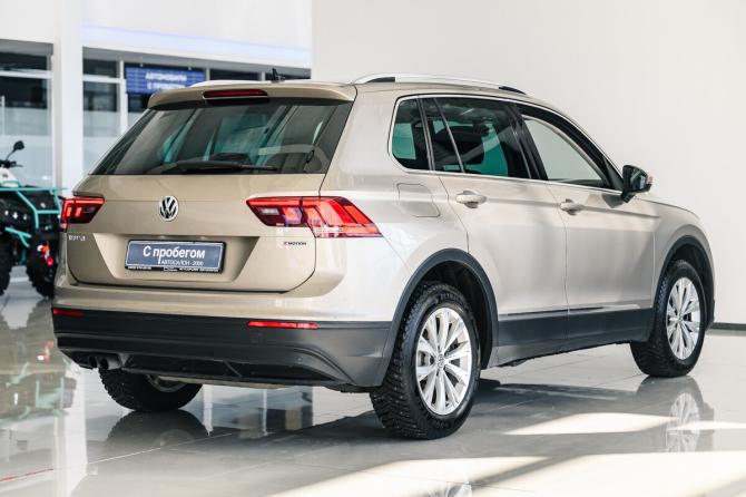 Volkswagen Tiguan II с пробегом 2018 года, цена 2 580 000 рублей, 90622 км, внедорожник, Автокод Объявления