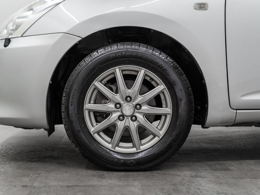Toyota Wish I Рестайлинг Красноярск  - изображение 18