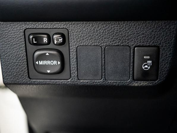 Toyota RAV4 IV (XA40) Рестайлинг с пробегом 2017 года, цена 2 180 000 рублей, 269152 км, внедорожник, Автокод Объявления