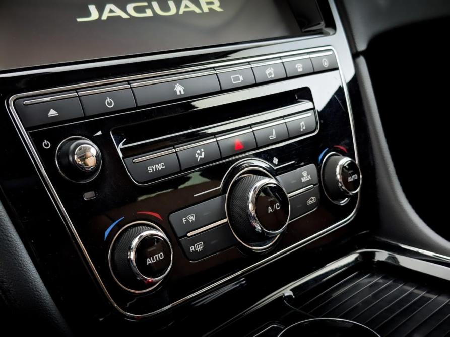 Jaguar XJ IV (X351) Рестайлинг Москва  - изображение 28