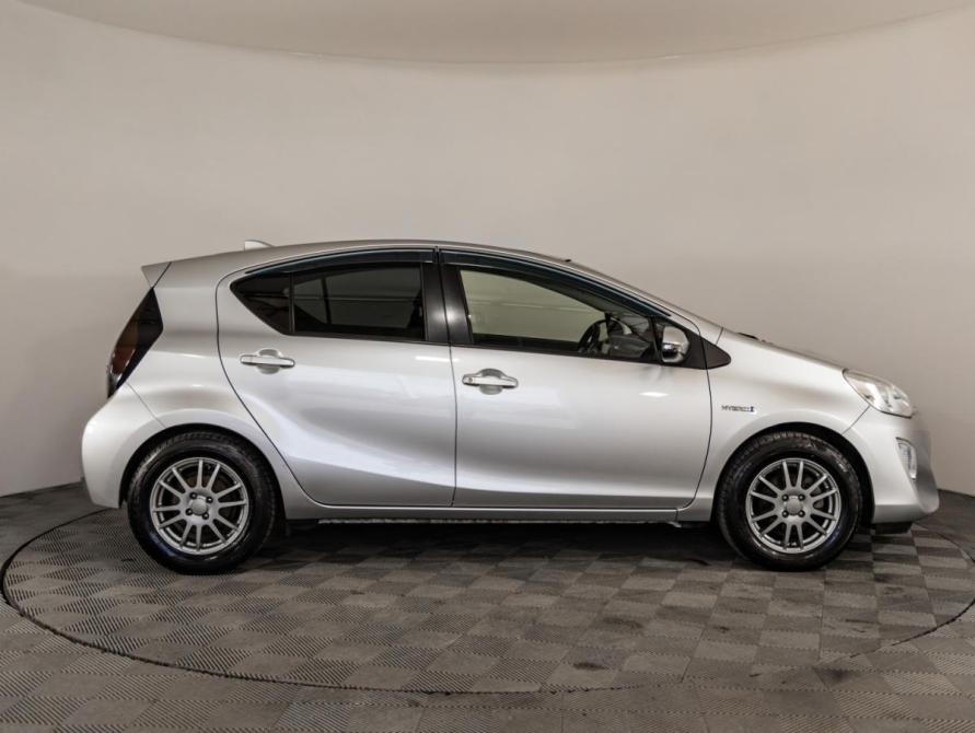 Toyota Aqua I Рестайлинг 2 Санкт-Петербург  - изображение 4