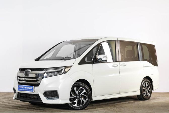 Honda Stepwgn V Рестайлинг с пробегом 2020 года, цена 2 449 000 рублей, 92000 км, минивэн, Автокод Объявления