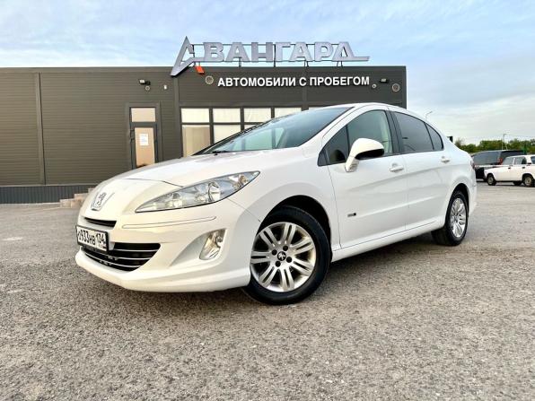 Peugeot 408 I
