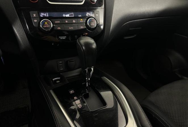 Nissan Qashqai II с пробегом 2018 года, цена 1 725 000 рублей, 110449 км, внедорожник, Автокод Объявления