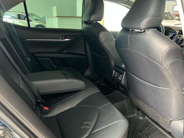 Toyota Camry VIII (XV70) с пробегом 2021 года, цена 2 630 000 рублей, 160000 км, седан, Автокод Объявления