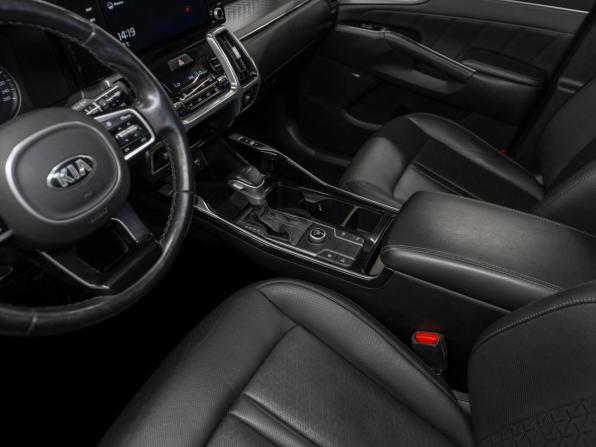 Kia Sorento IV с пробегом 2021 года, цена 3 270 000 рублей, 101226 км, внедорожник, Автокод Объявления