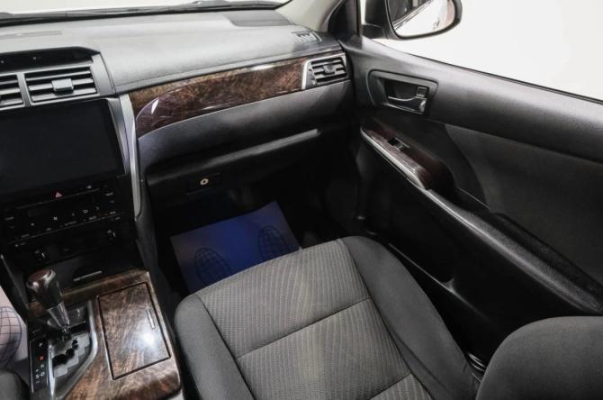 Toyota Camry VII (XV50) Рестайлинг с пробегом 2015 года, цена 1 999 000 рублей, 190000 км, седан, Автокод Объявления