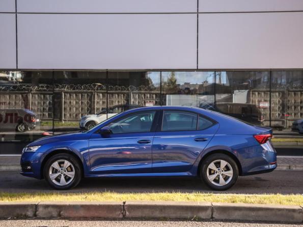 Skoda Octavia IV (A8) с пробегом 2021 года, цена 2 050 000 рублей, 79773 км, лифтбек, Автокод Объявления