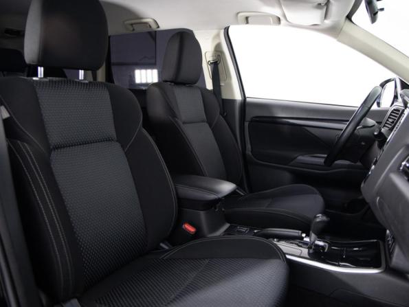 Mitsubishi Outlander III Рестайлинг 3 с пробегом 2020 года, цена 1 649 000 рублей, 202372 км, внедорожник, Автокод Объявления