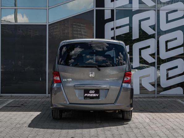 Honda Freed I с пробегом 2010 года, цена 1 050 000 рублей, 192101 км, компактвэн, Автокод Объявления