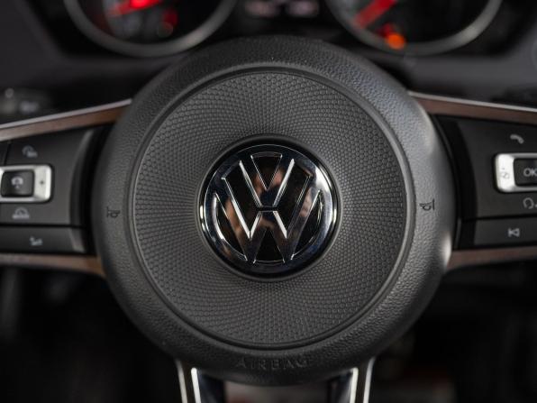 Volkswagen Touran II с пробегом 2016 года, цена 1 400 500 рублей, 135762 км, компактвэн, Автокод Объявления
