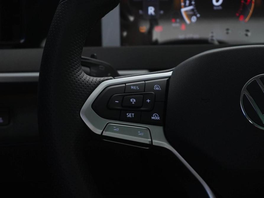 Volkswagen Tavendor I Рестайлинг Москва  - изображение 14