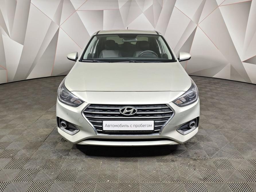 Hyundai Solaris II Москва  - изображение 7