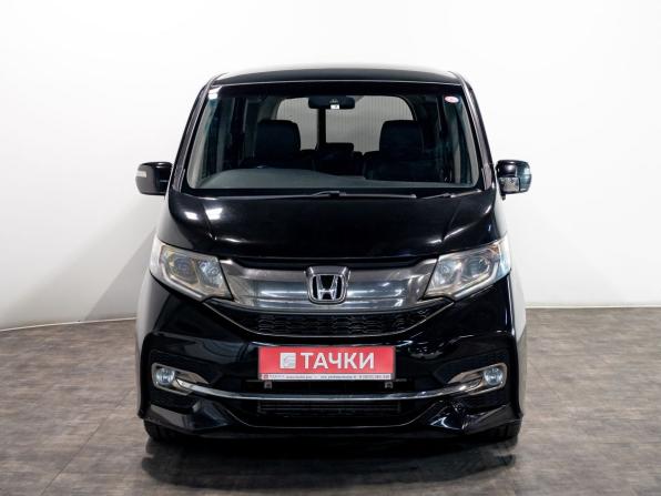 Honda Stepwgn V с пробегом 2017 года, цена 1 850 000 рублей, 113500 км, минивэн, Автокод Объявления