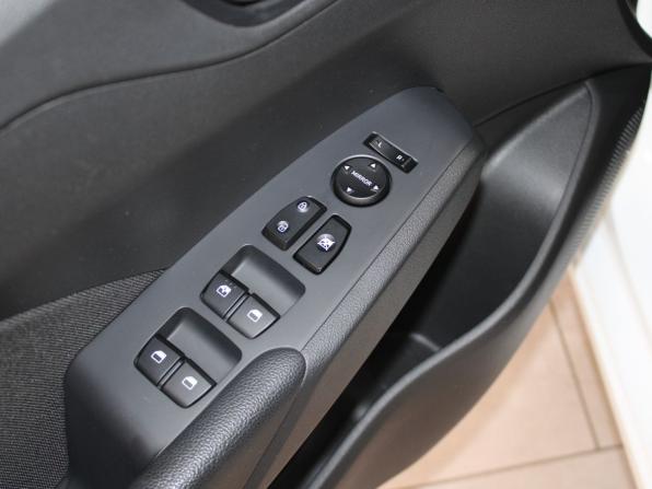 Hyundai Solaris II с пробегом 2018 года, цена 1 509 900 рублей, 44036 км, седан, Автокод Объявления