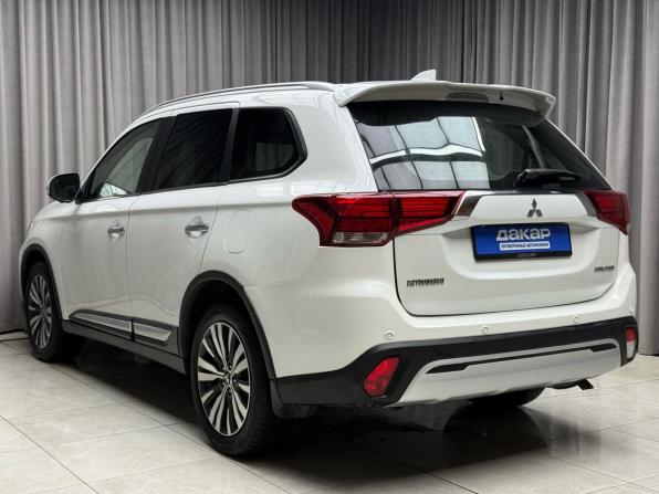 Mitsubishi Outlander III Рестайлинг 3 с пробегом 2019 года, цена 2 149 000 рублей, 108825 км, внедорожник, Автокод Объявления