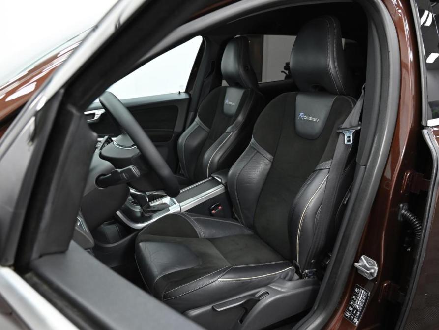 Volvo XC60 I Рестайлинг Москва  - изображение 13