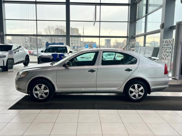 Skoda Octavia II (A5) Рестайлинг с пробегом 2012 года, цена 625 000 рублей, 210061 км, лифтбек, Автокод Объявления