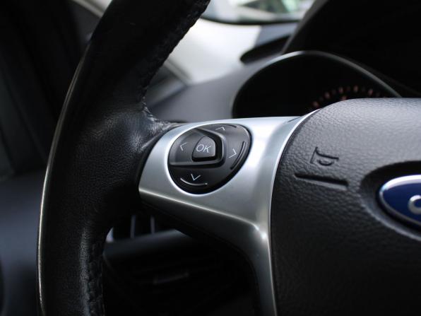 Ford Kuga II с пробегом 2015 года, цена 1 429 000 рублей, 165337 км, внедорожник, Автокод Объявления