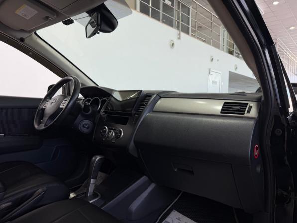 Nissan Tiida I Рестайлинг с пробегом 2011 года, цена 800 000 рублей, 232439 км, хэтчбек, Автокод Объявления