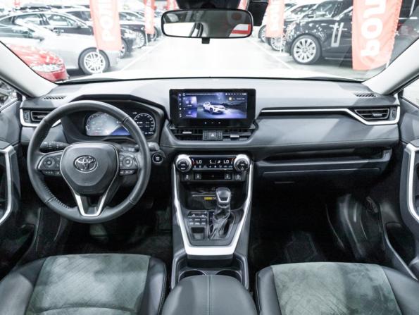 Toyota RAV4 V (XA50) с пробегом 2023 года, цена 4 600 000 рублей, 19513 км, внедорожник, Автокод Объявления