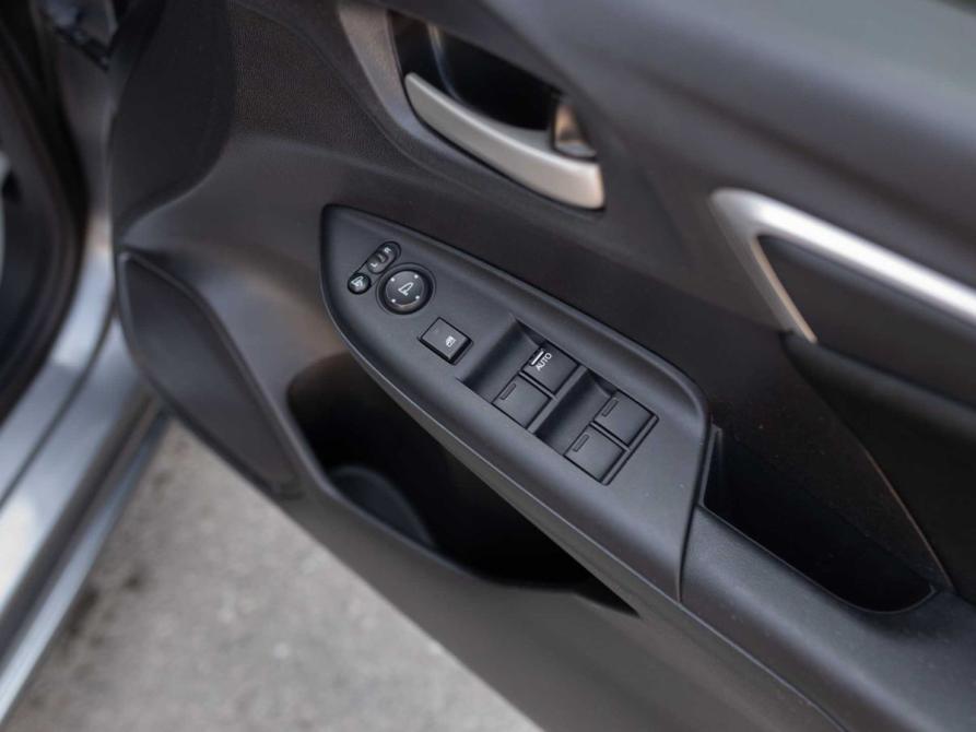 Honda Fit III Рестайлинг Новосибирск  - изображение 17