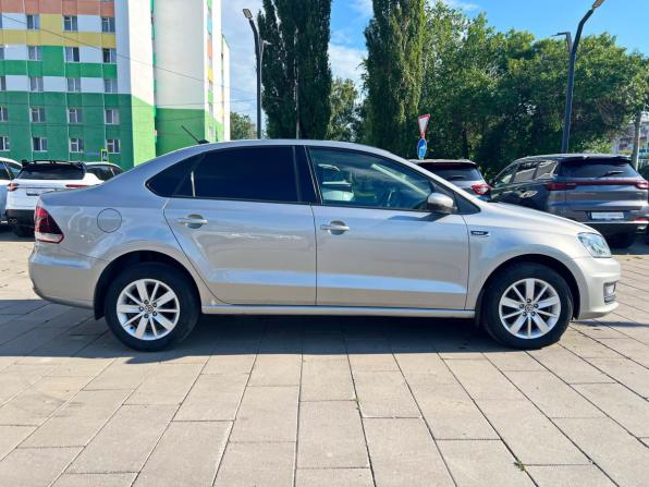 Volkswagen Polo V Рестайлинг с пробегом 2018 года, цена 1 356 600 рублей, 151289 км, седан, Автокод Объявления
