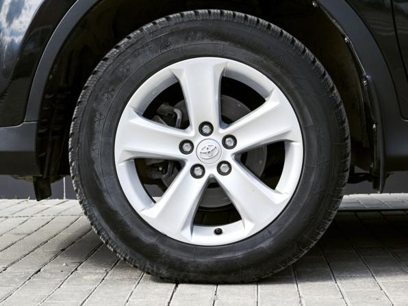 Toyota RAV4 IV (XA40) с пробегом 2013 года, цена 1 950 000 рублей, 120200 км, внедорожник, Автокод Объявления