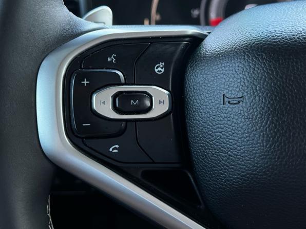 Haval Jolion I Рестайлинг с пробегом 2024 года, цена 2 215 999 рублей, 33372 км, внедорожник, Автокод Объявления