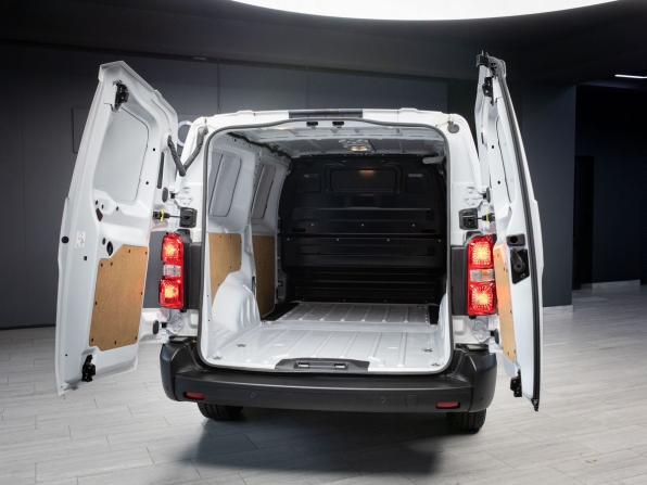 Новый Peugeot Expert III Рестайлинг 2025 года, цена 5 099 000 рублей, фургон, Автокод Объявления