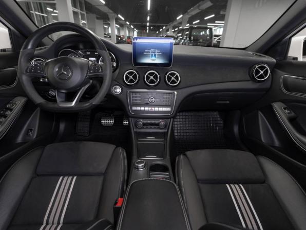 Mercedes-Benz GLA I (X156) Рестайлинг с пробегом 2017 года, цена 2 350 000 рублей, 79260 км, внедорожник, Автокод Объявления