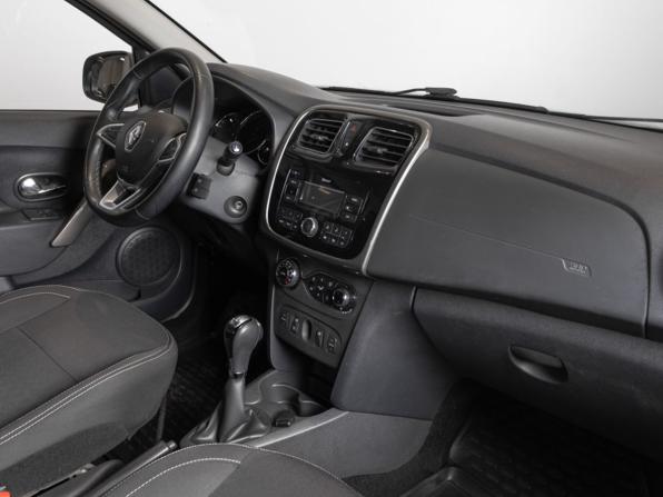 Renault Sandero II Рестайлинг с пробегом 2018 года, цена 1 096 000 рублей, 101310 км, хэтчбек, Автокод Объявления