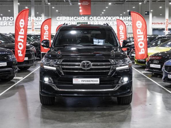 Toyota Land Cruiser 200 Series Рестайлинг 2 с пробегом 2019 года, цена 8 700 000 рублей, 93152 км, внедорожник, Автокод Объявления