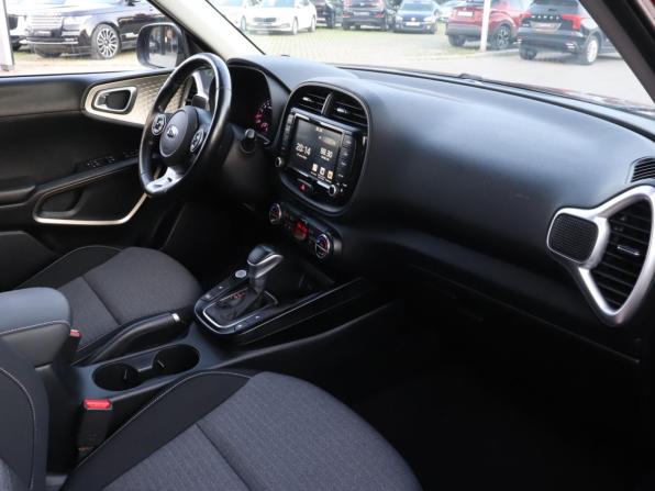 Kia Soul III с пробегом 2021 года, цена 2 090 000 рублей, 136500 км, хэтчбек, Автокод Объявления